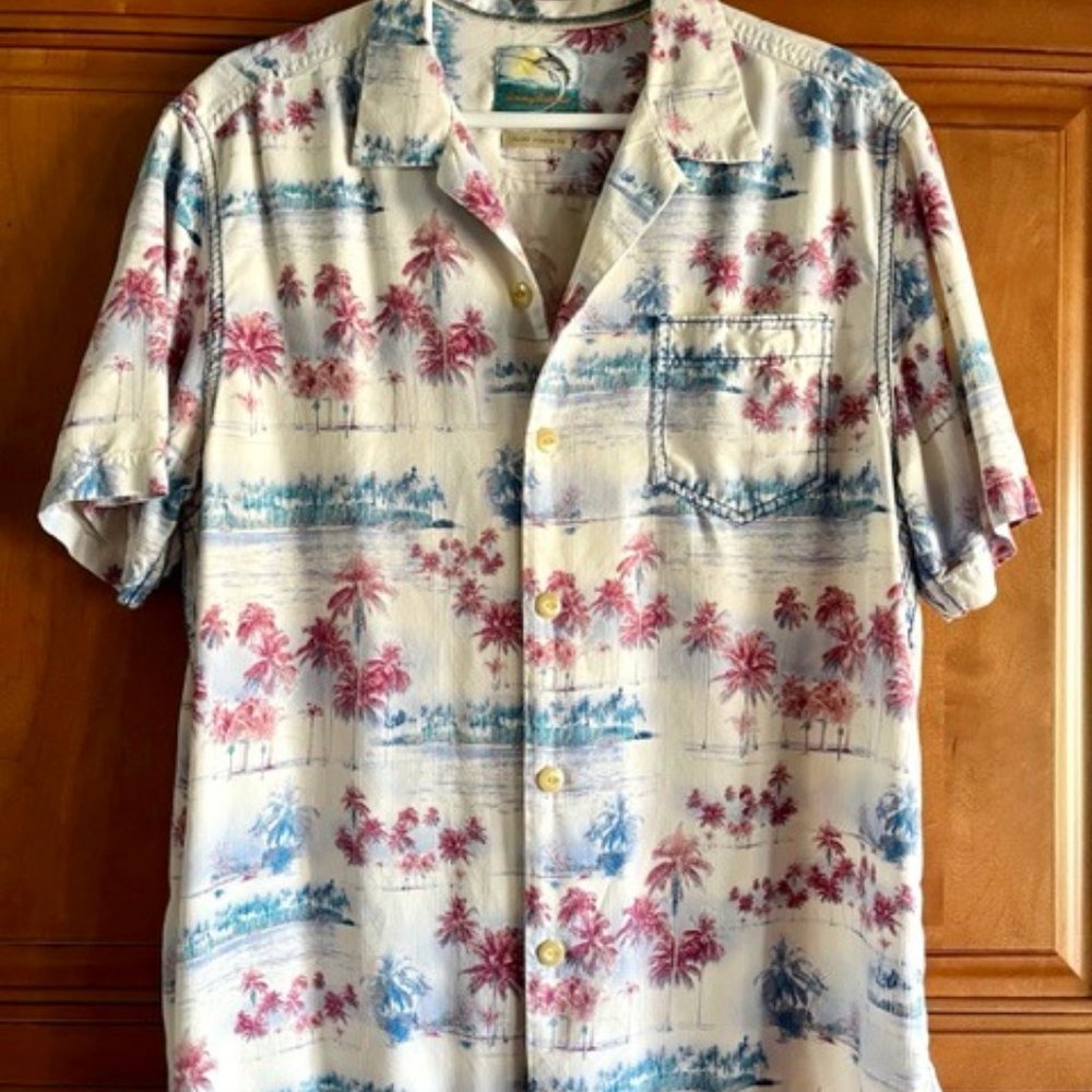 Tommy Bahama Men’s Shirt-Large